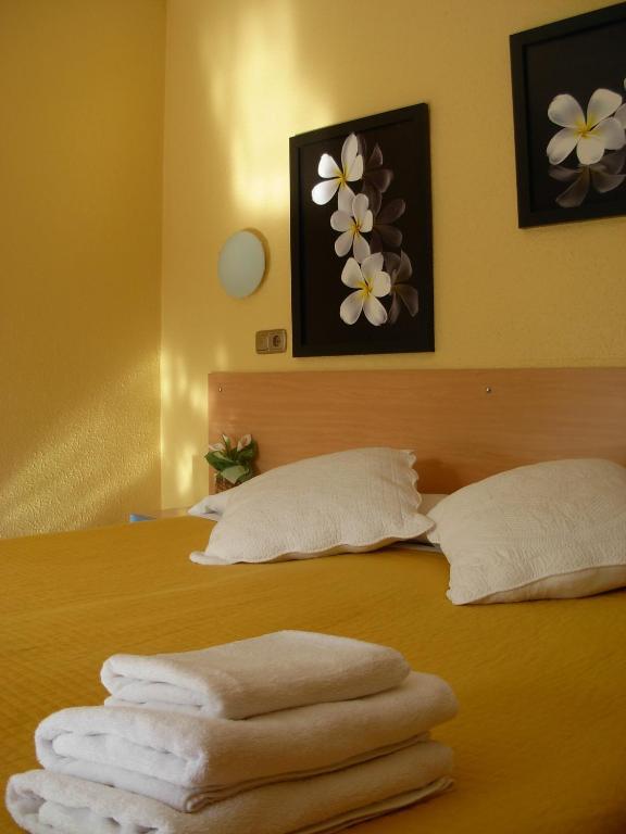 Hotel Rodsan Suizo Castelldefels Room photo
